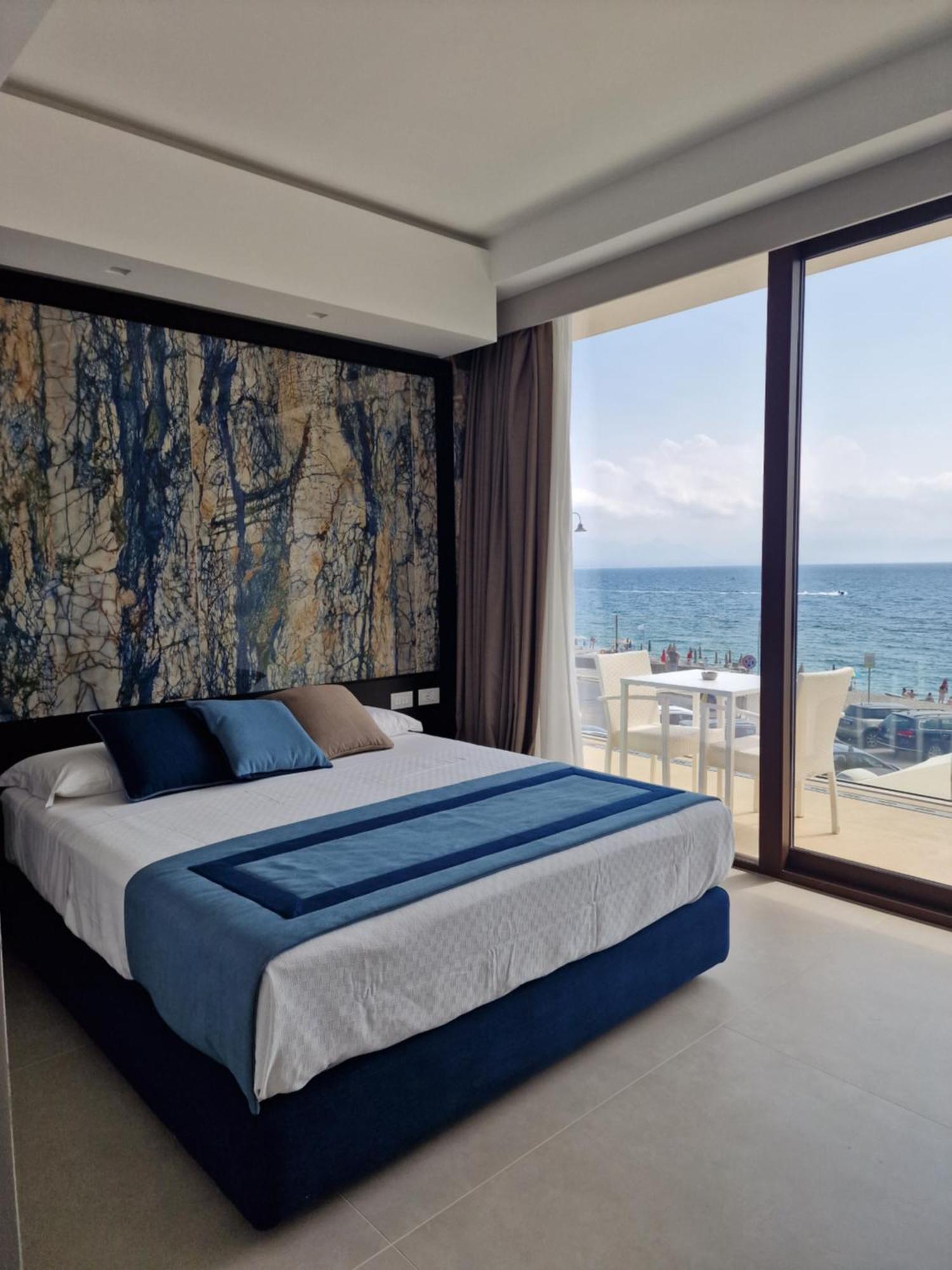Ngonia Bay Boutique Hotel Milazzo Luaran gambar
