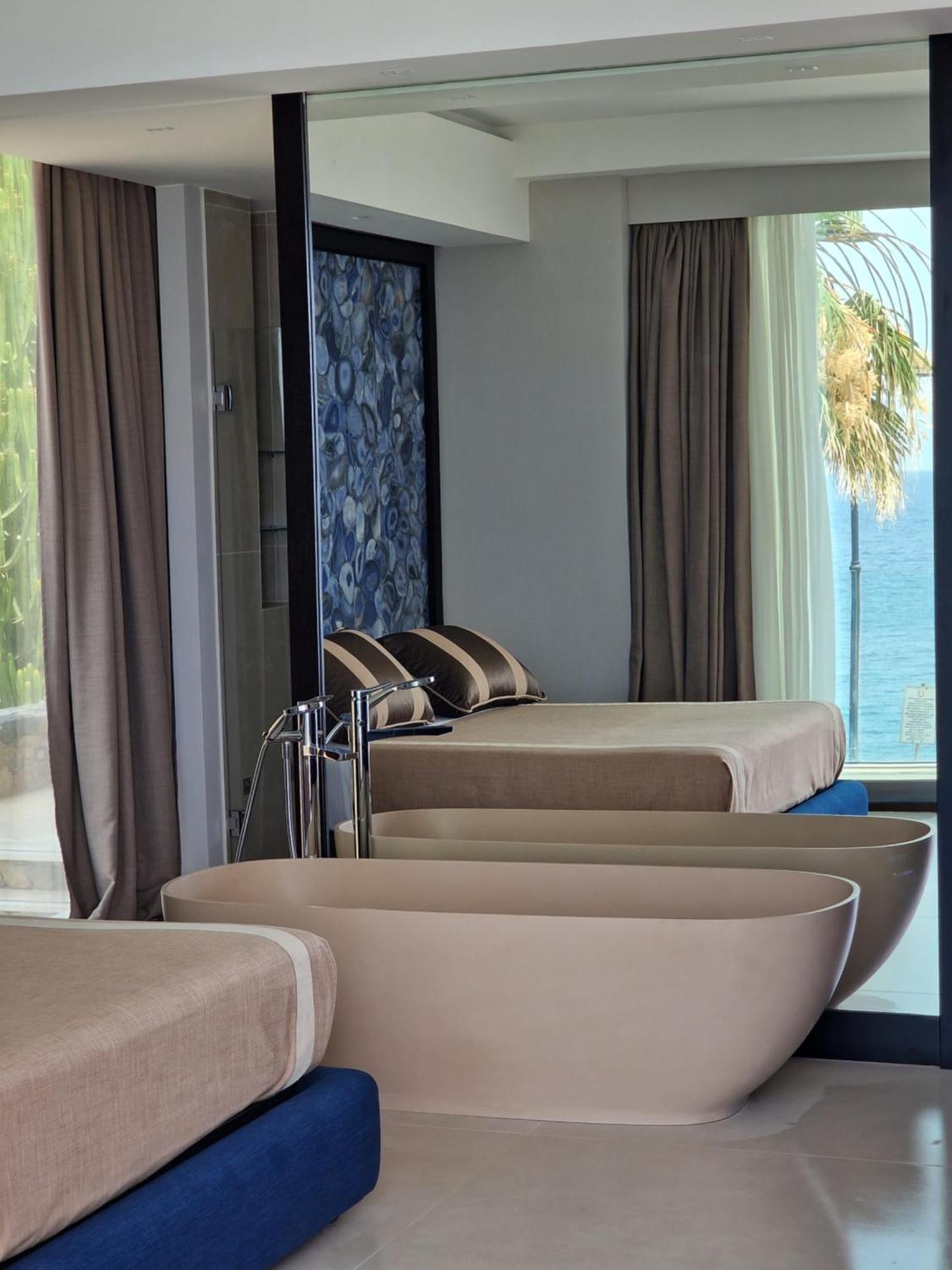Ngonia Bay Boutique Hotel Milazzo Luaran gambar