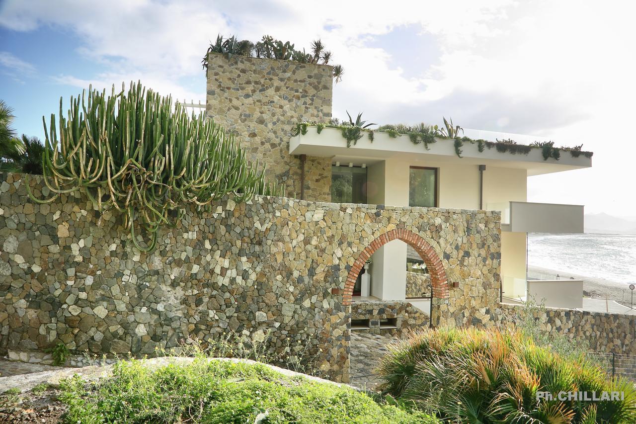 Ngonia Bay Boutique Hotel Milazzo Luaran gambar